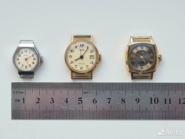 Часы наручные женские СССР Заря Слава