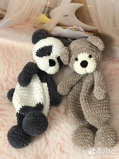 Вязаный мишка-комфортер