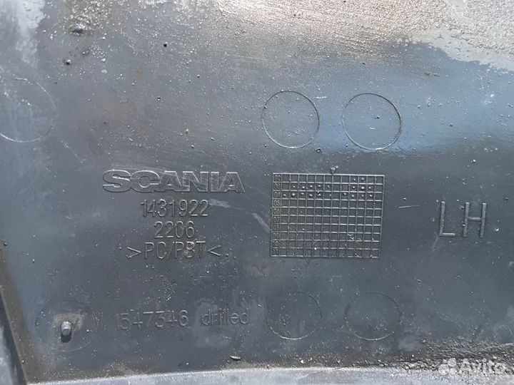 Накладка корпуса фары левая Scania