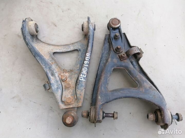 Рычаг подвески Renault 19 1992-2002