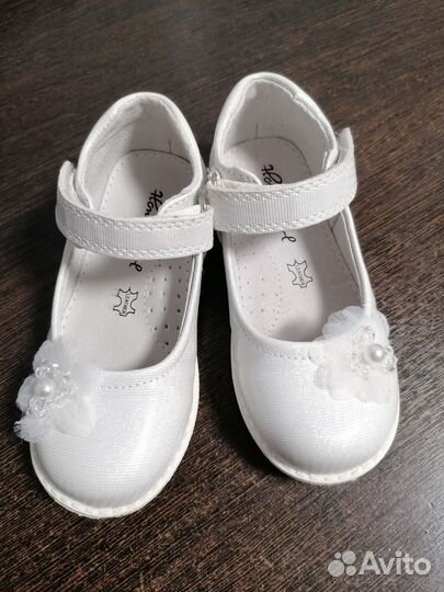 Туфли для девочки 26 размер белые