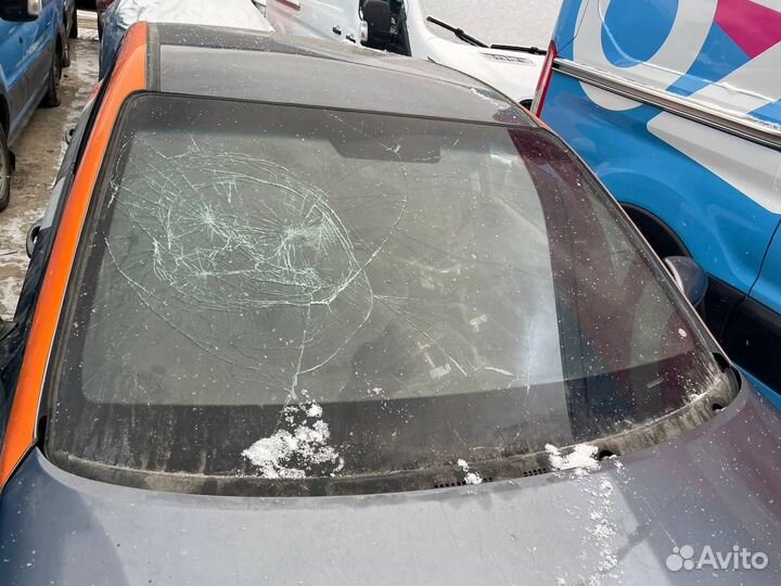 Hyundai Solaris 1.4 AT, 2018, битый, 240 000 км