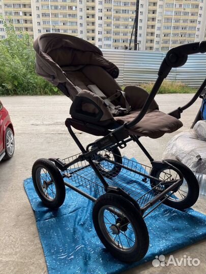 Коляска детская Inglesina Sofia на шасси Ergo Bike