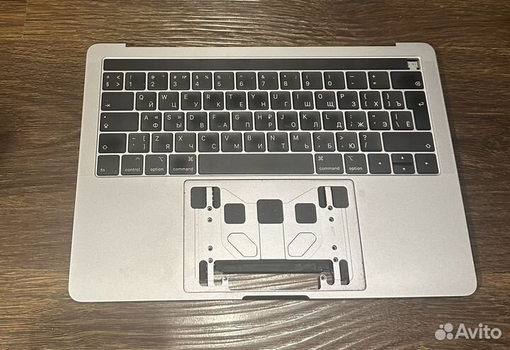 Топкейс Apple MacBook Pro 13 модель A2171