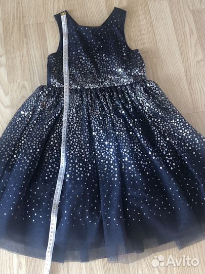 Нарядное платье в пайетках