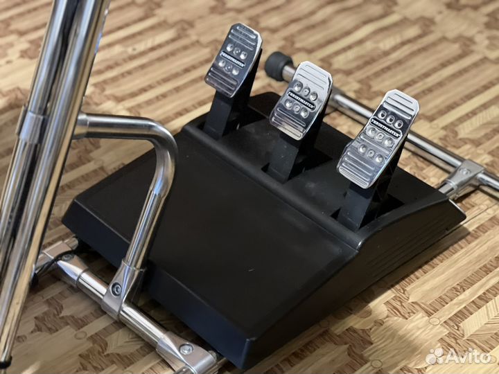 Руль ThrustMaster T300 Ferrari Integral Racing