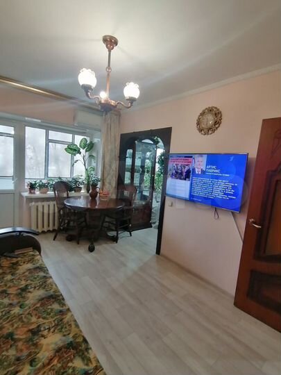 3-к. квартира, 55 м², 3/4 эт.