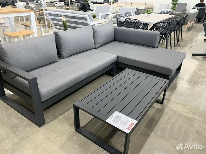 Диван в стиле лофт