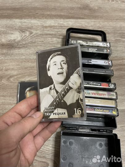 Акдиокассеты в Пластиковом Боксе