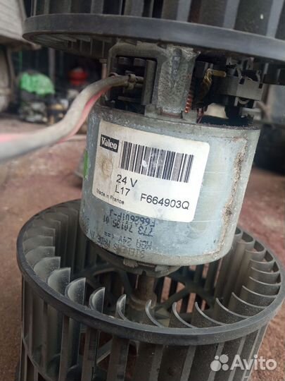 Моторчик печки отопителя Volvo Renault DAF