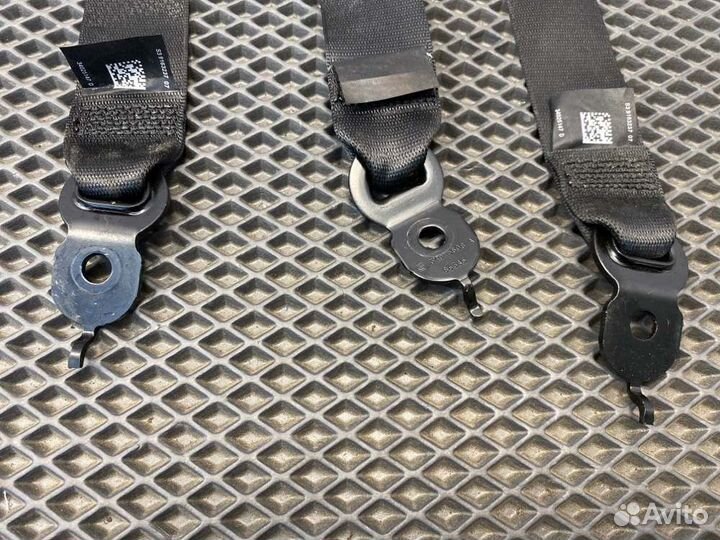 Ремень безопасности задний Bmw 5 Серии F10 N47D20C