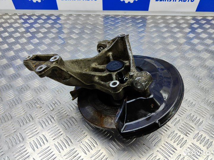 Кулак задний левый Skoda Yeti 5L 1.4 caxa 122 Л.С