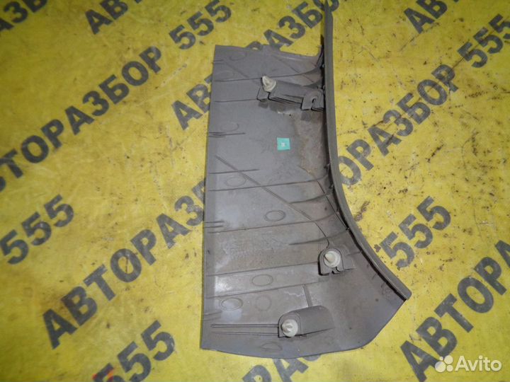 Обшивка стойки задней правой Kia Sorento 2006