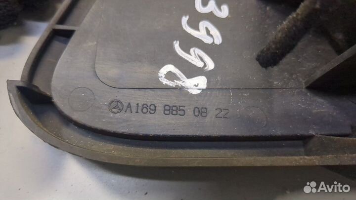 Фара противотуманная правая Mercedes A W169, 2005