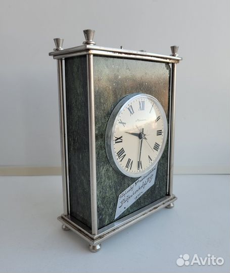 Часы настольные 