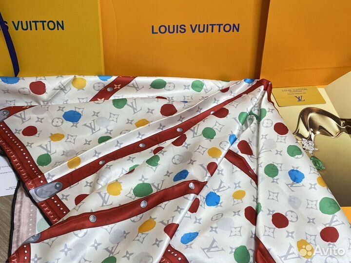 Платок шелковый Louis Vuitton