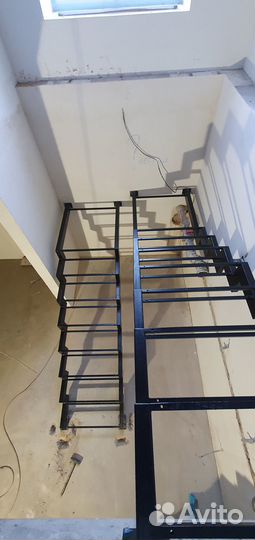 Лестница/металлокаркас