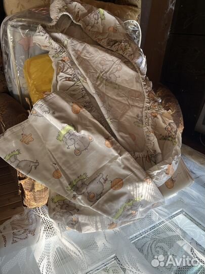 Комплект в детскую кроватку