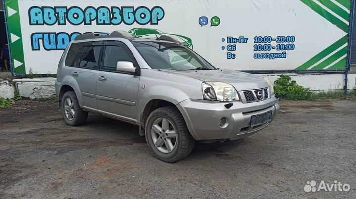 Ручка двери внутренняя левая Nissan X-Trail 806718