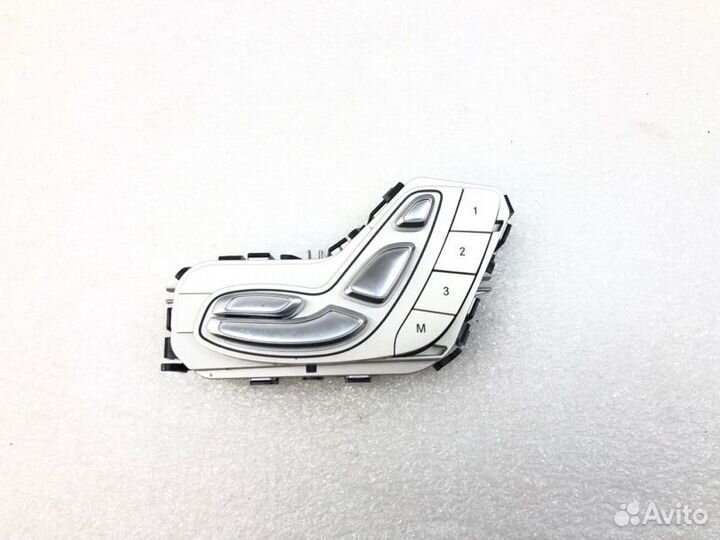 Блок управления сиденьем передний правый