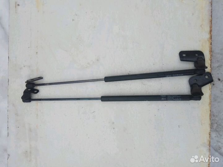 Амортизаторы двери багажника Киа Рио Kia Rio 1