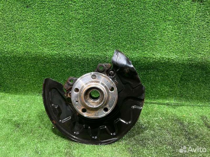 Кулак поворотный передний правый Volkswagen Polo