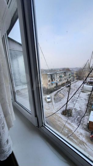 3-к. квартира, 52 м², 5/5 эт.