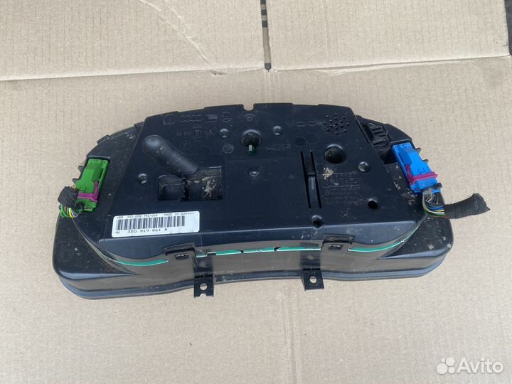 Панель приборов Volkswagen Passat B5
