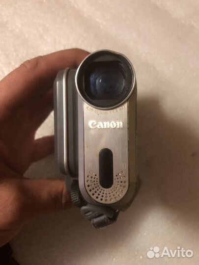 Видеокамера canon