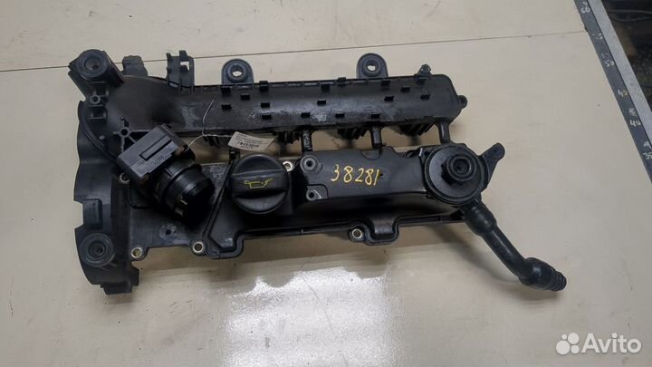 Крышка клапанная двс Ford Fiesta, 2002