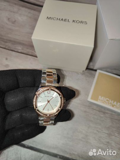 Michael Kors Lennox MK6989