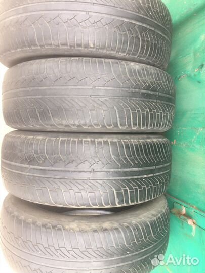 Michelin Latitude Diamaris 215/65 R16