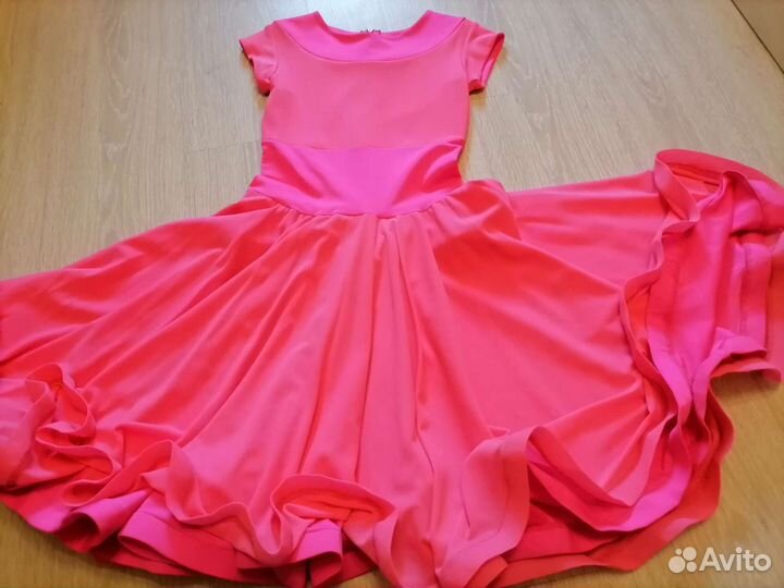 Рейтинговое платье для бальных танцев