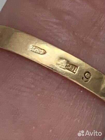 Советское золотое кольцо 583 с бриллиантами