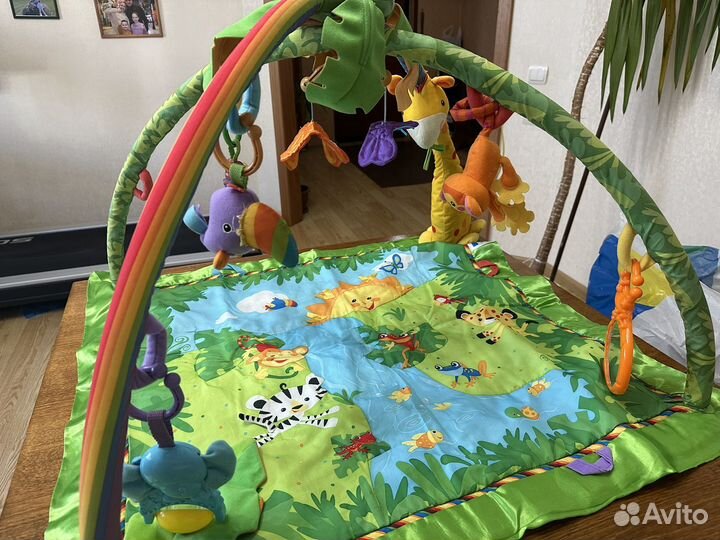 Игровой центр (развивающий коврик)