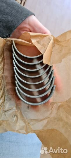 Комплект шатунных вкладышей на двигатель