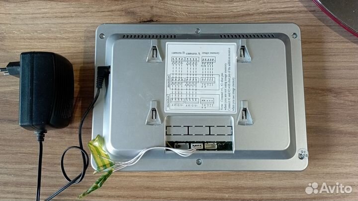 Панель видеодомофона 7