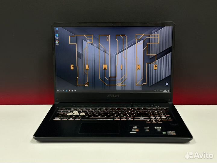 Asus TUF 17.3