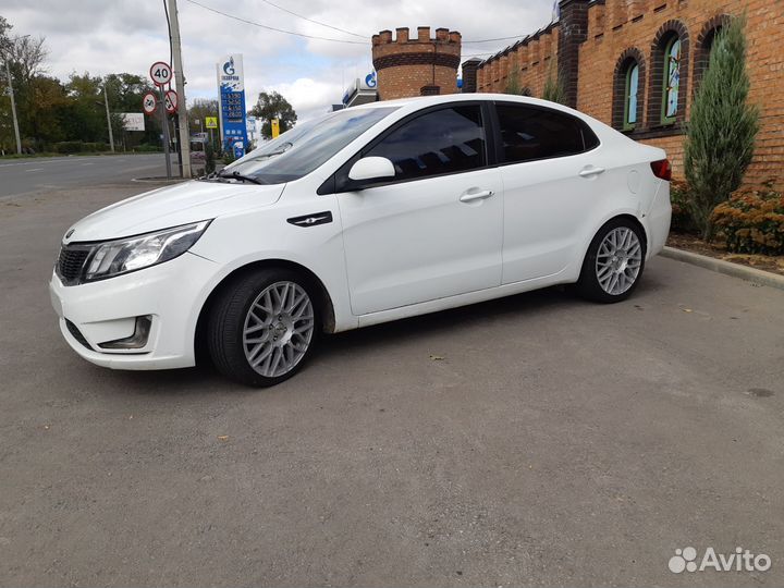Kia Rio 1.4 МТ, 2013, 311 100 км
