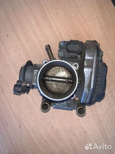 Дроссельная заслонка vw passat b5 1.8