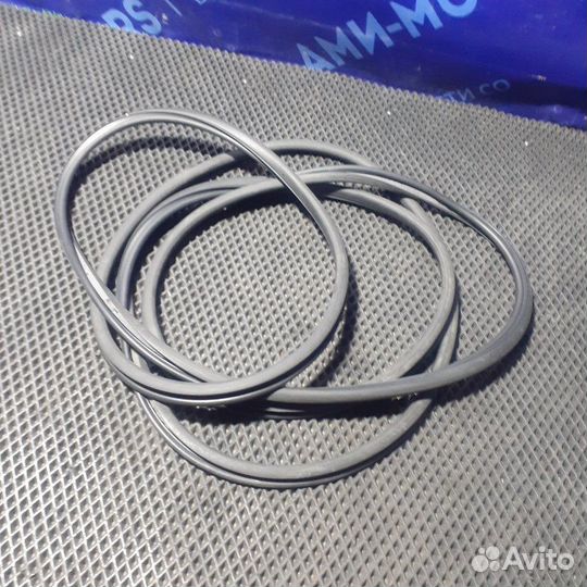 Уплотнитель люка крыши Chery Tiggo 7 Pro T1E