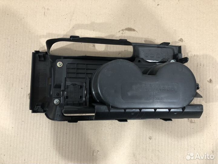 Подстаканник Mazda Axela BK 2002-2008