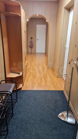 3-к. квартира, 82 м², 1/2 эт.