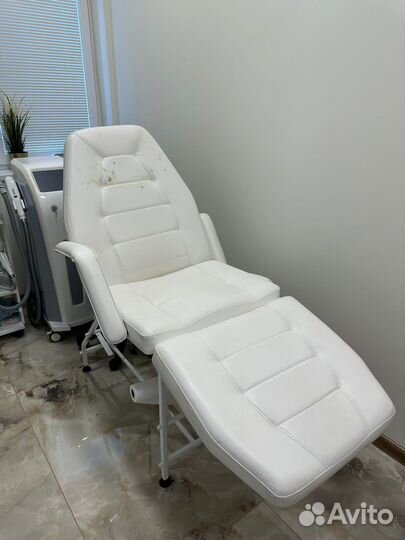 Кушетка косметологическая