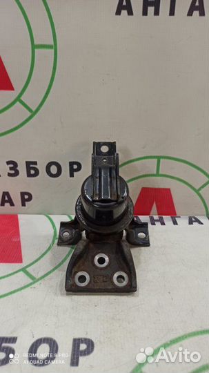 Опора (подушка) передняя правая Mitsubishi Lancer