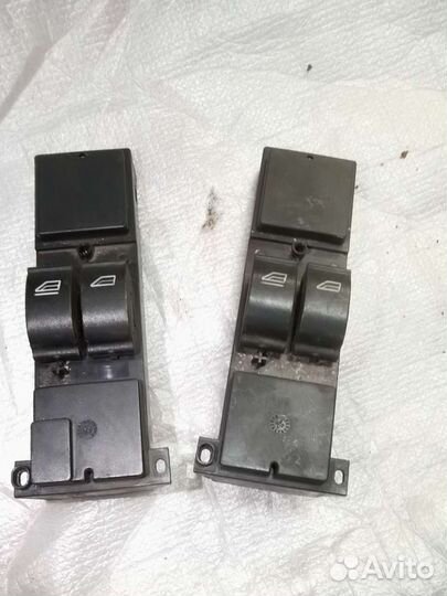 Блок управления стеклоподъемниками Форд Фокус 2