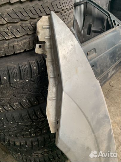 Переднее правое крыло ford focus