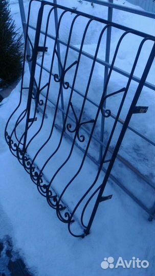 Решетка на окно б/у