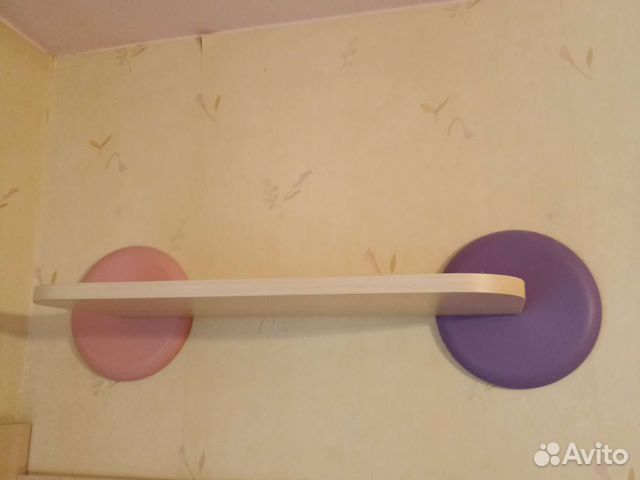 Полка открытая в детскую, ширина 56см