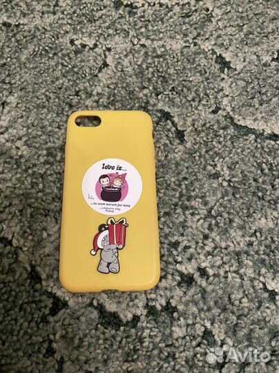 Чехлы для айфона 8